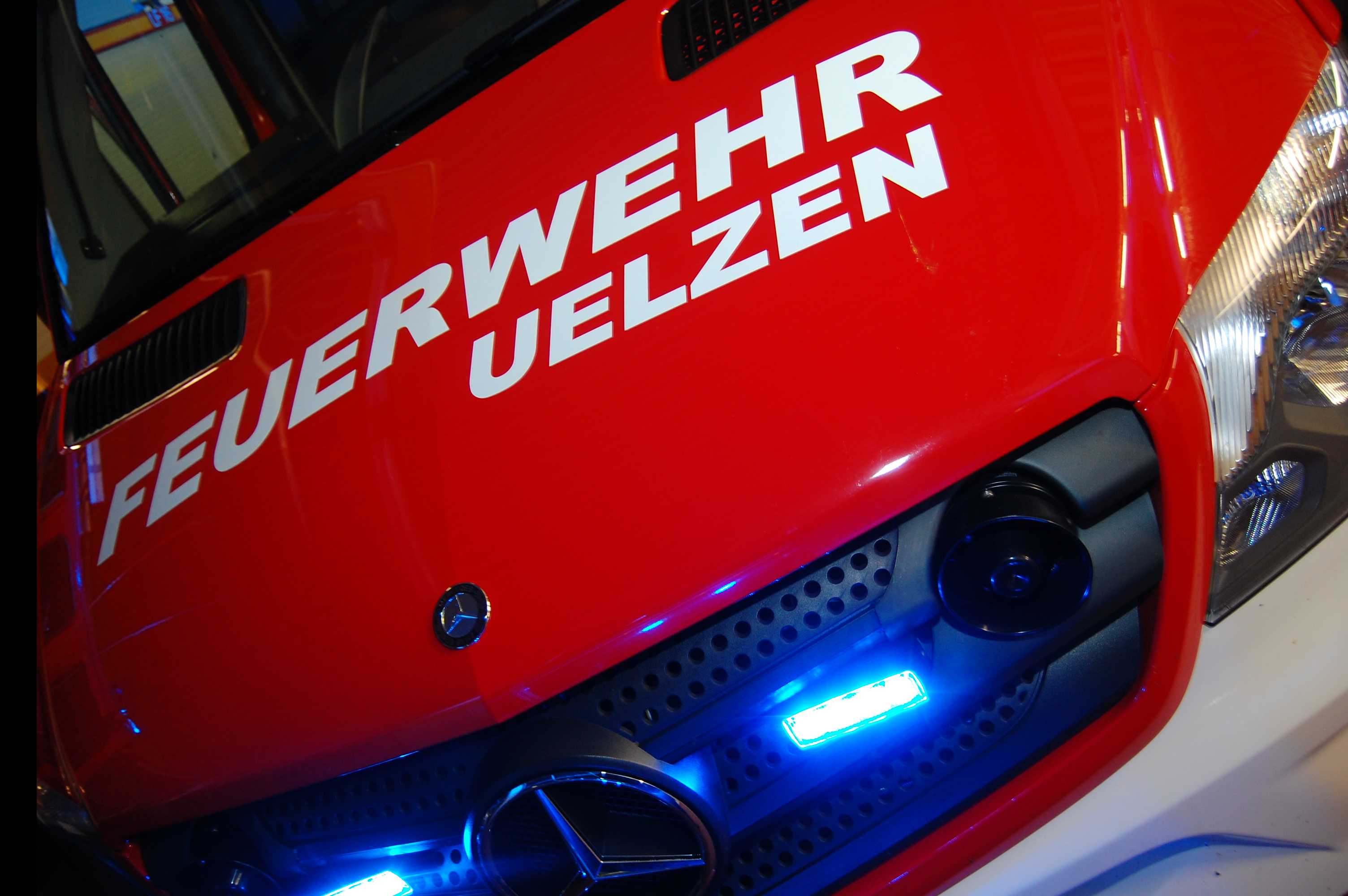 Ring steckt auf Finger fest - Feuerwehr Uelzen hilft