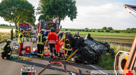 Verkehrsunfall auf der L270 - Aufwendige Suche nach einem Kind