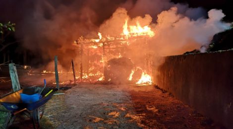 Zwei nächtliche Feuer fordern alle Feuerwehren der Hansestadt Uelzen